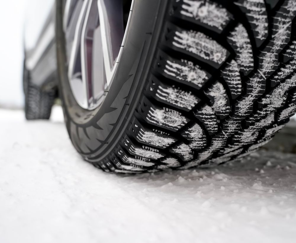 Des pneus hiver pour les zones à neige et verglas fréquent Des pneus hiver pour les zones à neige et verglas fréquent