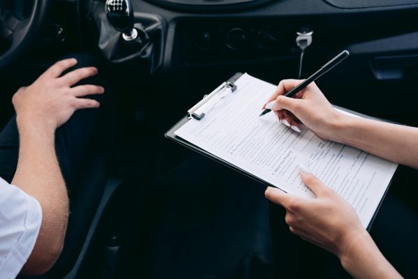 Loi Hamon : ce que vous devez savoir sur votre droit de choisir votre réparateur auto